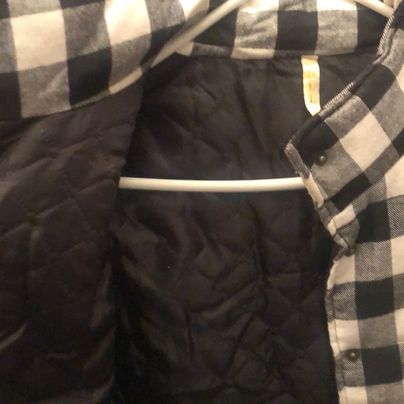 Black and white buffalo plaid vest - Picture 2 of 2